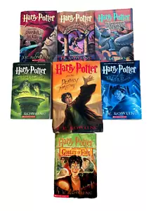 Harry Potter Books Complete Series 1-7 Set Rowling Paperback Lot 1 2 3 4 5 6 7 - Foto 1 di 11