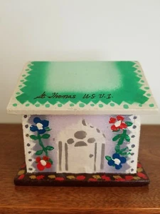 Vtg Wood Trinket Jewelry Box Painted Floral Shabby Cottage Tropical Beach House - Picture 1 of 12