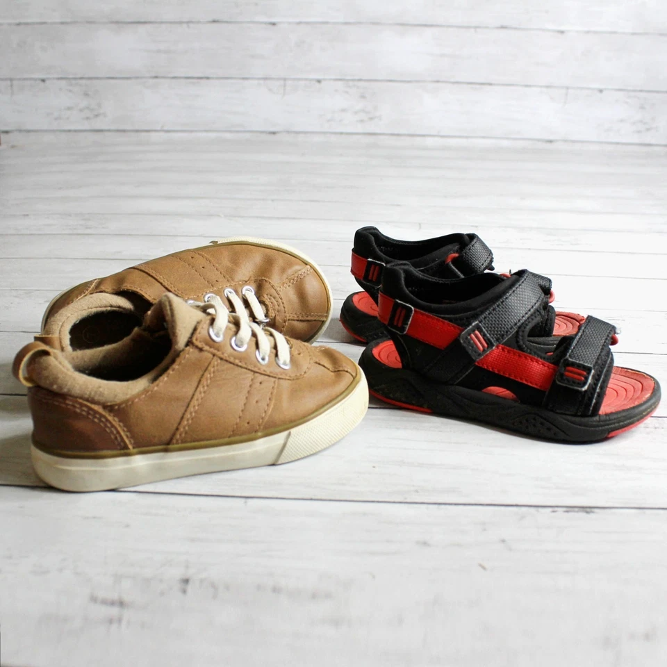 Boy's Sneakers Sandals Toddler Size 7 Shoe Lot - Image 1 of 4