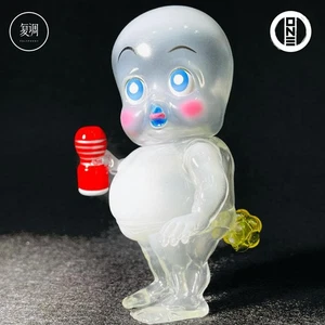 Figura de moda coleccionable limitada Kaiju One Halloween Traviesous Kid en stock - Imagen 1 de 9