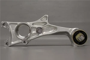 9J1199181A Rear Front Engine Bracket Audi e-tron GT 2021 Onwards New Genuine - Picture 1 of 4