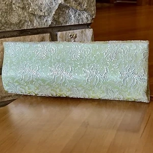 Vintage Clutch Purse Silver Metallic Brocade Handbag Kiss Clasp Evening Bag MCM - Picture 1 of 12