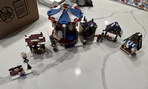 LEGO Winter Village Market (10235) quasi completo - Foto 1 di 7