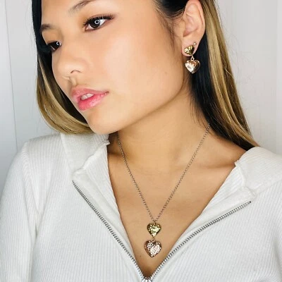 Conjunto de colar e brinco de aço inoxidável 316 martelado duplo coração gota/ouro e rosa - Imagem 1 de 4