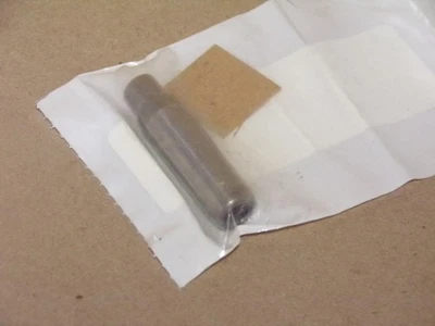 Pieza de admisión y escape de guía de válvula Buell AAA #18113-96YA 17640 02A 11/21 Foto 1 de 2