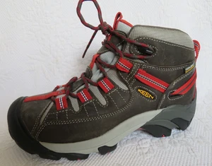 BOTAS DE SENDERISMO KEEN PARA MUJER NUEVAS SIN CAJA, TALLA 7 - Imagen 1 de 8