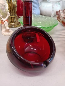 Vintage 60s Viking Glass Atomic Orb Ashtray Ruby Blood Red MCM EUC ❤️ - Picture 1 of 11