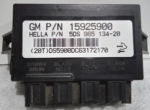 2007-2014 Yukon Escalade - Rear Heated Seat Control Module - 15925900 - Picture 1 of 7
