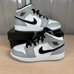 Nike Air Jordan 1 Mid Light Smoke Grey (GS) Trainers Size UK 4 / US 4.5 BNIB - Picture 1 of 13
