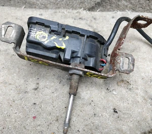 Mercedes W126 S Class SEC OS Right Headlight Wiper Motor 1268205642 Bosch - Picture 1 of 12