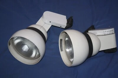 APPLIQUE LITA  paire spot blanc fonte d'alu moulé métal année 80 - Photo 1/4