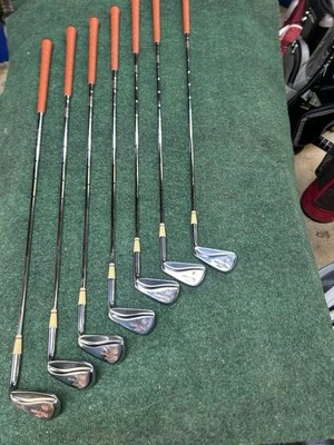 Lady Macgregor Blade Iron Set 4 - 10 iron RH - Image 1 of 4