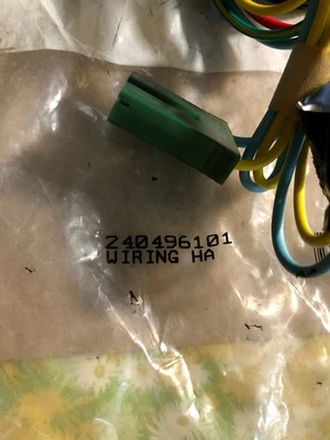 Electrolux # 240496101 Arnés, Alimentación - Refrigerador Foto 1 de 2