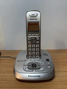 Panasonic KX-TG4021 Single Line Cordless Phone, Answering Machine - Picture 1 of 5