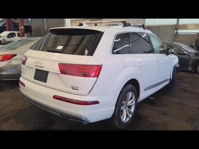 (LOCAL PICKUP ONLY) Roof Glass Front Fits 17-23 AUDI Q7 6459984 - Image 1 of 4