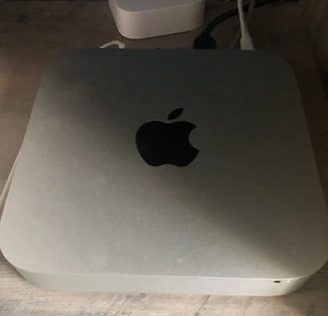 Apple Mac mini (2014) 2,6 GHz Dual Core i5 | 8 GB | 1,0 TB HDD | MGEN2LL/A - Foto 1 di 3