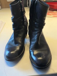 Botas Officine Creative negras con cremallera - Se adapta a 39 - Imagen 1 de 7