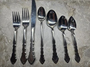 Satinique by Oneida Community Edelstahl Besteck Smart Choice Messer Gabeln Löffel - Bild 1 von 9