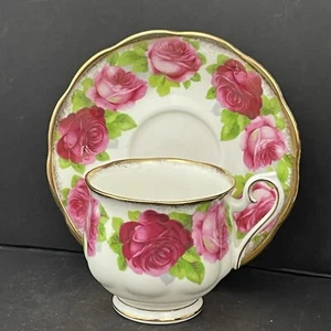 Taza y platillo Royal Albert Old English Rose. - Imagen 1 de 10