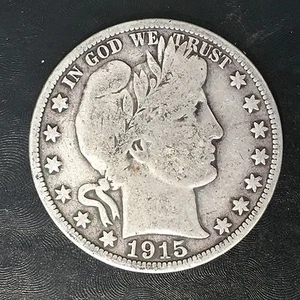 Medio dólar de peluquero 1915-S - escaneos de alta calidad F205 - Imagen 1 de 2