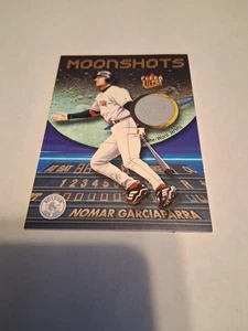 2003 Fleer Ultra Moonshots *Game-Worn Jersey* Nomar Garciaparra - Bild 1 von 16