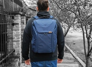 NWT Peak Design Everyday Backpack V2 30 L Midnight Blue for cameras or laptop - Picture 1 of 5