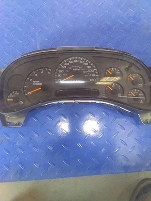 USED 06 GMC SIERRA DIESEL SPEEDOMETER 196k!  Fits 06-07  30078 - Image 1 of 4