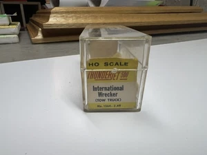 Aurora # 1364 International Wrecker (tow truck) Box and Label - Picture 1 of 5