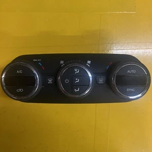 2015-2017 JEEP RENEGADE A/C HEATER CONTROLS 838742Z OEM ⚙️ - Picture 1 of 14