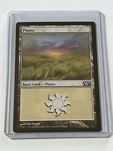 Plains 232 - Basic Land MTG Magic 2013 Mint - 9.0 + Non Foil - Picture 1 of 13