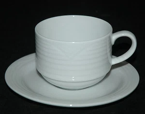 NORITAKE PORZELLAN TASSE & UNTERTASSE ARKTIS WEISS MUSTER 4000 - Bild 1 von 3