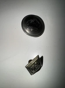Lot of 2 Antique/Vintage unmarked Silver Buttons - thistle/kings crown - VGC - Picture 1 of 7