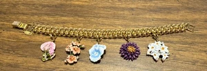 Nolan Miller Signed Gold Tone Charm Bracelet With 5 Beautiful Enamel Charms - Picture 1 of 8