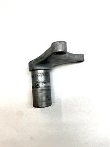 USED CLUTCH RELEASE SLEEVE CARRIER FOR FARMALL H TRACTOR 6690D - Picture 1 of 4