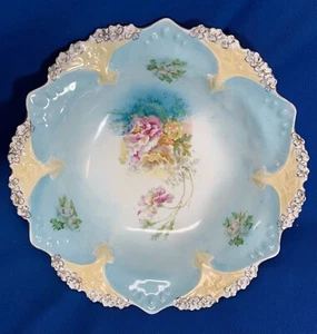 ANTIQUE RS PRUSSIA 3.5"H X 11"DIA DEEP BOWL BLUE, CREAM WITH MULTICOLORED FLOWER - Picture 1 of 5