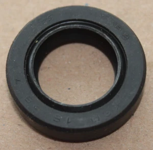 NUEVO anillo obturador eje de arranque Honda 91204-286-003 CB50 CY50 XL50 Ape50 - Imagen 1 de 2