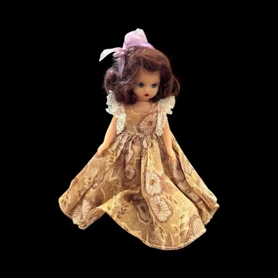 Винтажная кукла Nancy Ann storybook сонные глаза, кукла платье-цветок 1950-е - Изображение 1 из 4