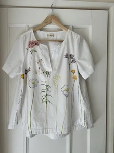 Phase Eight White Blouse with Flowers Size 12 - Picture 1 of 6