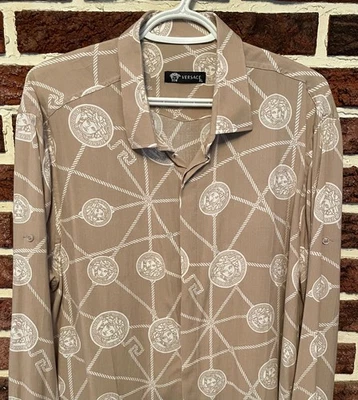 ¡¡NUEVO!! CAMISA BOTÓN VERSACE Medussa Monograma Para Hombres XL Logo Patrón Hecha ITALIA NUEVA SIN ETIQUETAS Foto 1 de 4