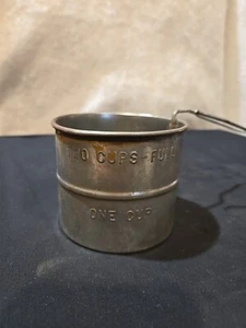 Vintage Military 2 Cup Measuring Cup w Sifter Bar MADE IN USA - Picture 1 of 7