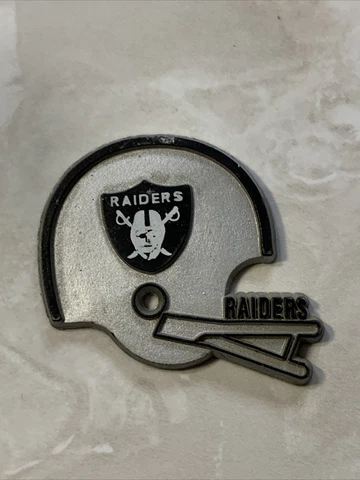 OAKLAND RAIDERS Vtg LAS VEGAS NFL RUBBER Football FRIDGE MAGNET Standings Board Cover