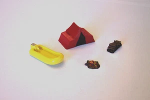 N scale large tent with boat campfire and log pile detail item *FINISHED* red/yl - Picture 1 of 3