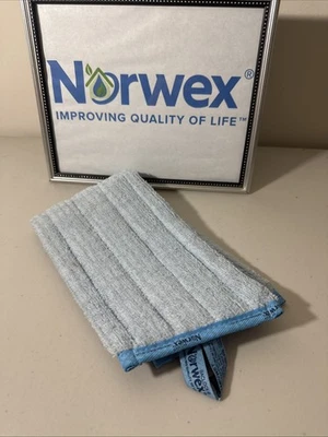 Norwex Damp/Wet Mop Pad Blue With Baclock - Image 1 of 4