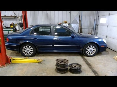 安全带前桶座起子扣适合 02-05 SONATA 846427 — 第 1/4 张图片