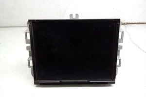 21 2021 Jeep Renegade Radio Display 8.4 Screen and Receiver OEM - Imagen 1 de 5