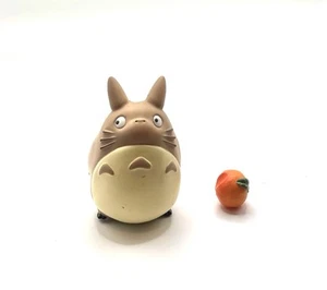 Studio Ghibli My Neighbor Totoro Figura Ornamento Beige con Arancione - Foto 1 di 9