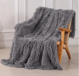 Decorative Throw Blanket Extra Soft Fuzzy Faux Fur 50" x 60" Reversible Grey - Picture 1 of 5