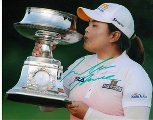 INBEE PARK SIGNED LPGA GOLF 8" X 10" PHOTO W/ COA - Picture 1 of 1