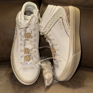 Neu Skechers Court & Classics weiß schöne Perlenverzierungen mit Gold Glitzer - Bild 1 von 10