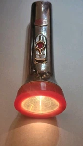 Vintage Eveready Masterlite C-cell Flashlight Made in USA ●-WORKS-● - Picture 1 of 8